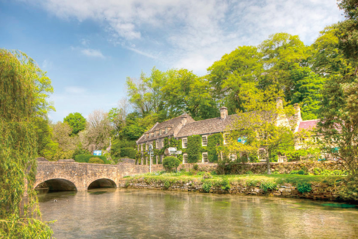 まるでおとぎの国 コッツウォルズのおすすめ観光スポット10選