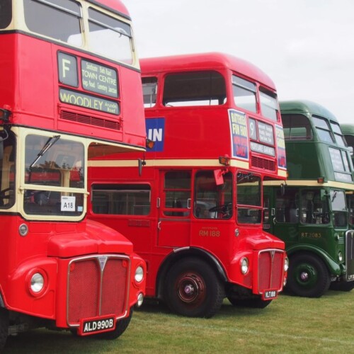 ２階建てバスが一同に集結 バス好きにはたまらない Alton Bus Rally