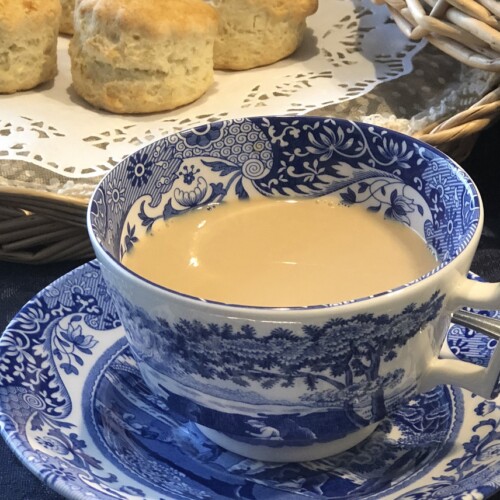 イギリスでの紅茶はミルクティーが主流