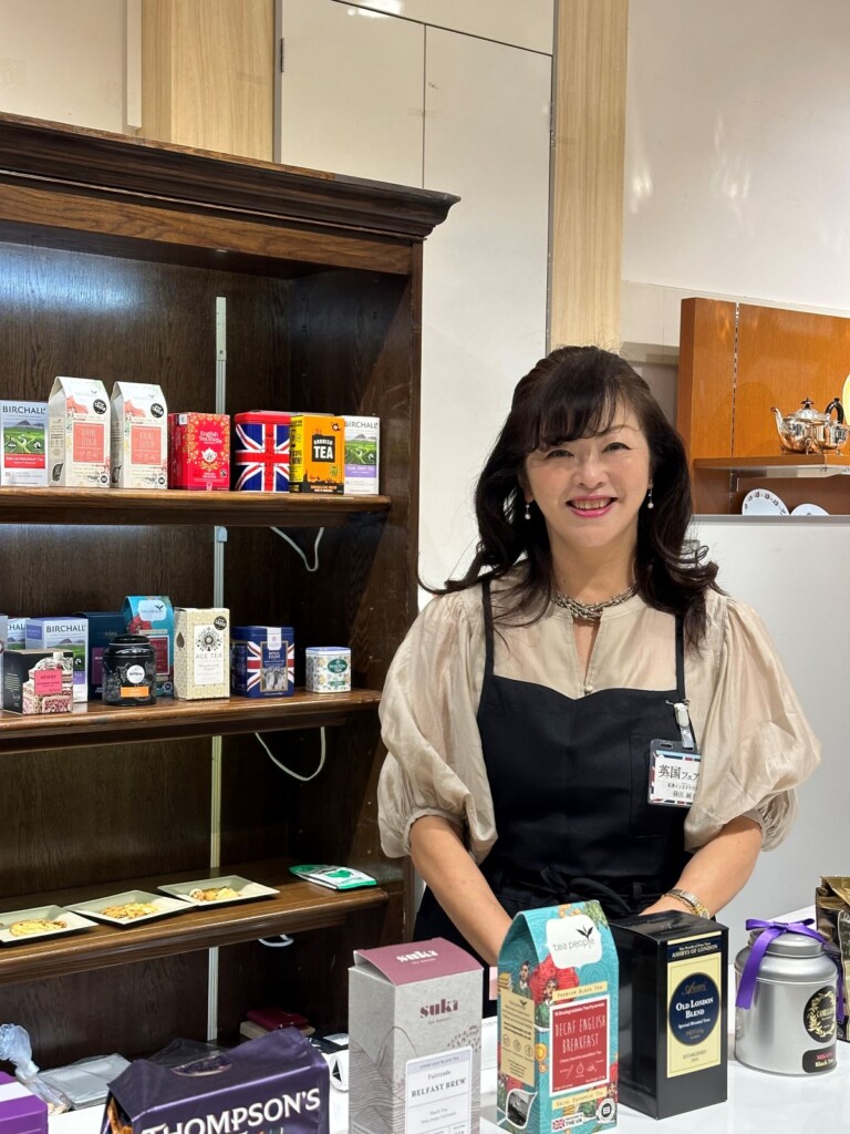 紅茶の選び方セミナー会場での砂川純子さん