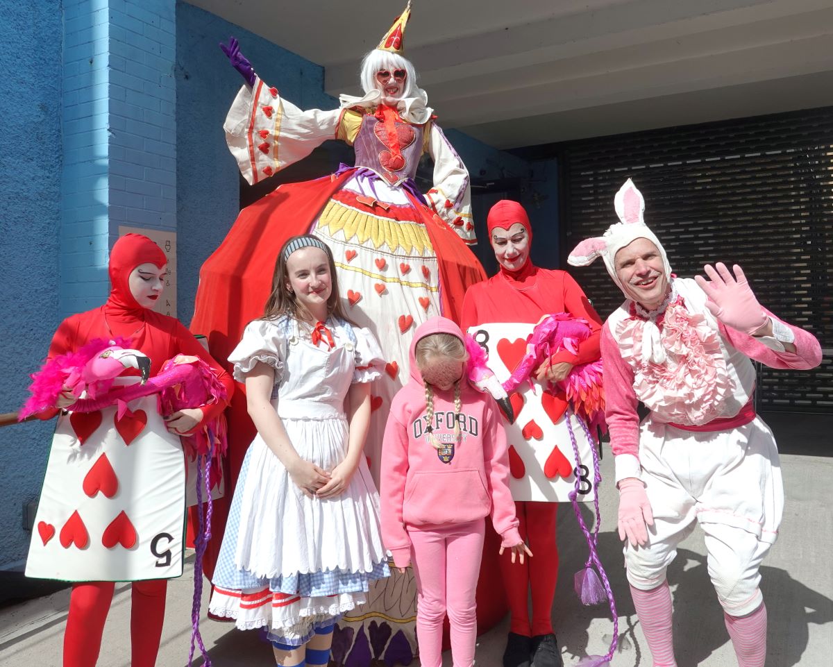 オックスフォードの”アリスデー（Alice's Day）”