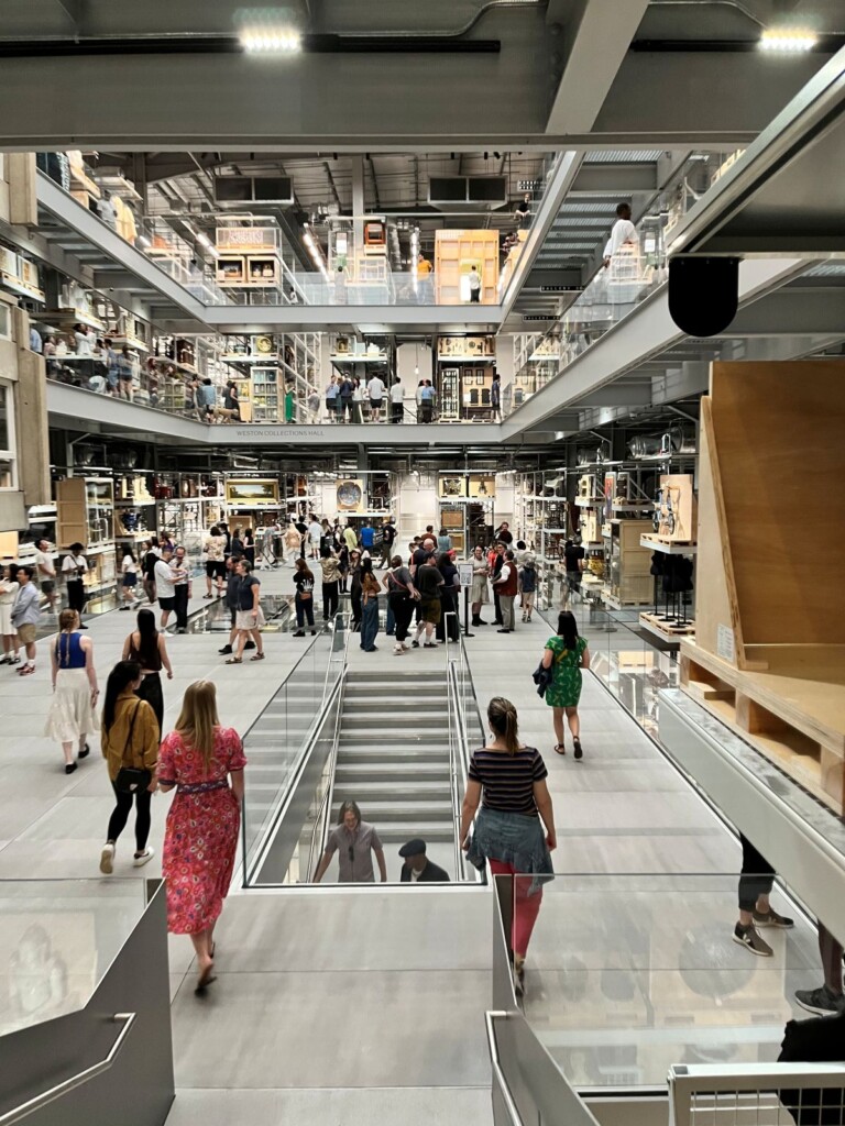 V&A East Storehouseの館内